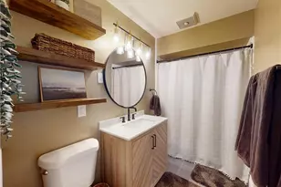 5406 Karen Isle Dr, Willoughby, OH 44094 - Photo 20