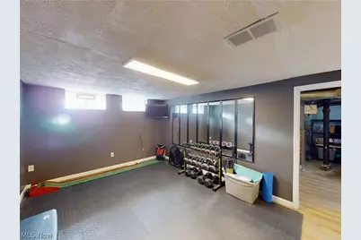 5406 Karen Isle Drive, Willoughby, OH 44094 - Photo 32