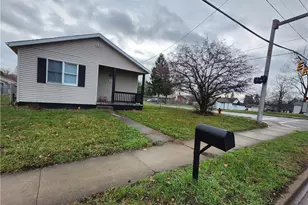 3002 Harmont Ave NE, Canton, OH 44705 - Photo 2