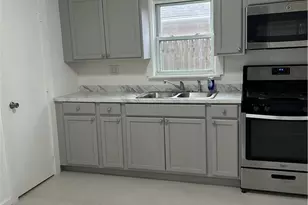 357 Roxboro Rd, Vermilion, OH 44089 - Photo 4