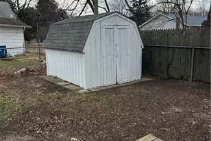 357 Roxboro Rd, Vermilion, OH 44089 - Photo 10