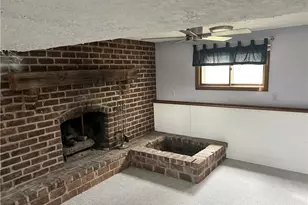 2496 Vollmer Ave, Youngstown, OH 44451 - Photo 2