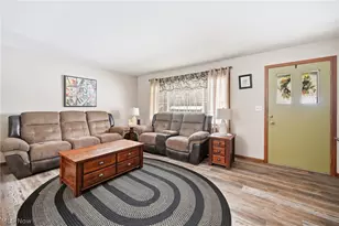 2855 Vollmer Dr, Austintown, OH 44511 - Photo 4