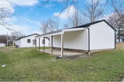 2351 Heston Drive, Lake Milton, OH 44429 - Photo 4