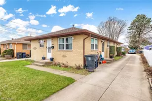 590 & 592 Herbert Rd, Akron, OH 44312 - Photo 2