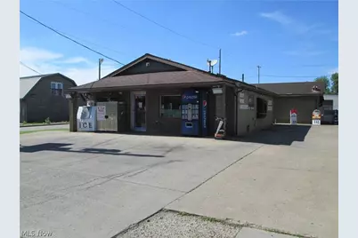 101 Steubenville Avenue, Cambridge, OH 43725 - Photo 2