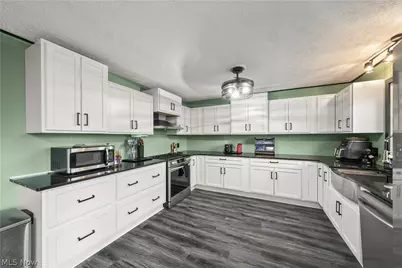 1239 Apache Pass, Streetsboro, OH 44241 - Photo 2