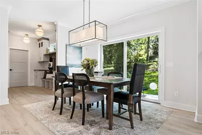 550 Woodlands Glen Avenue, Hartville, OH 44632 - Photo 14