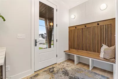 550 Woodlands Glen Avenue, Hartville, OH 44632 - Photo 4