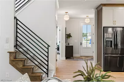 550 Woodlands Glen Avenue, Hartville, OH 44632 - Photo 24