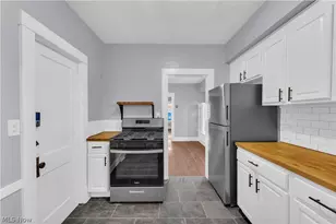 1239 W 115th St, Loveland, OH 44102 - Photo 12