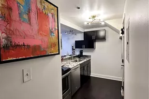 1133 W 9th St, Loveland, OH 44113 - Photo 6