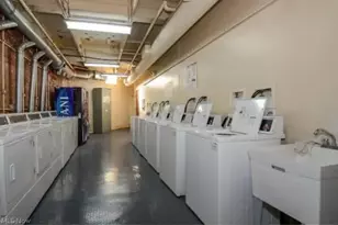 1133 W 9th St, Loveland, OH 44113 - Photo 14