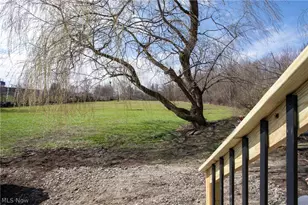 228 Center St, Hubbard, OH 44425 - Photo 36