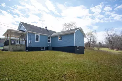 228 Center Street, Hubbard, OH 44425 - Photo 4