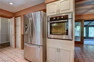 186 S Main St, Hudson, OH 44236 - Photo 14