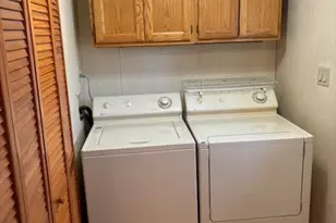 12860 Mayfield Rd, Chardon, OH 44024 - Photo 6