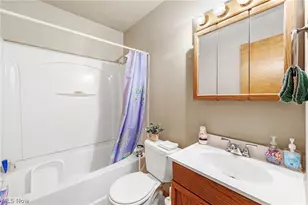 37 & 39 W Woodsdale Ave, Akron, OH 44301 - Photo 10