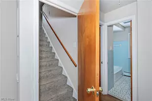 25370 Drakefield Ave, Euclid, OH 44132 - Photo 26