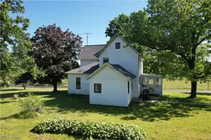 15760 N Palmyra Rd, Diamond, OH 44412 - Photo 12