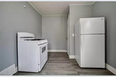 1379 Maryland Avenue SW, Canton, OH 44710 - Photo 16