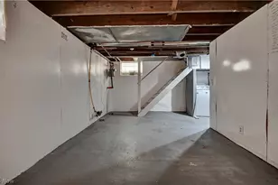 1379 Maryland Ave SW, Canton, OH 44710 - Photo 28