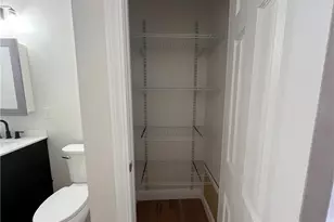 13325 Carrington Ave, Loveland, OH 44135 - Photo 32