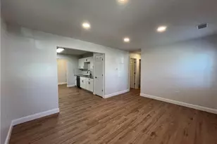 13325 Carrington Ave, Loveland, OH 44135 - Photo 6