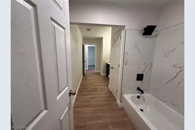 13325 Carrington Avenue, Loveland, OH 44135 - Photo 26