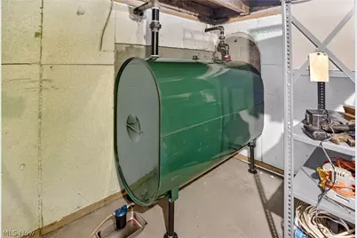 11701 Sarbaugh Street SW, Massillon, OH 44647 - Photo 36