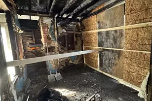 2240 E 90th St, Loveland, OH 44106 - Photo 6