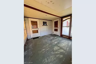 1636 Gibbs Avenue NE, Canton, OH 44705 - Photo 12