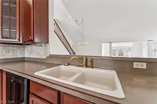 22495 Northwood Trl, Strongsville, OH 44149 - Photo 16