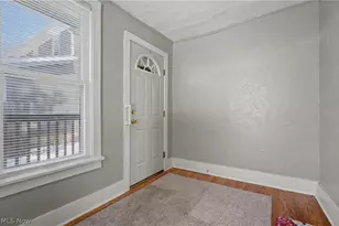 406 Moody St, Akron, OH 44305 - Photo 8