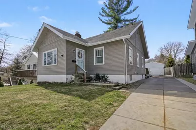 406 Moody Street, Akron, OH 44305 - Photo 2