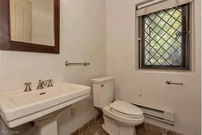 7020 S Woodland Road, Chagrin Falls, OH 44022 - Photo 22