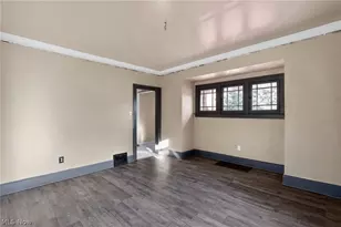 244 Outlook Ave, Youngstown, OH 44504 - Photo 10