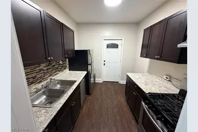 3186 Euclid Heights Boulevard #4, Cleveland Heights, OH 44118 - Photo 8