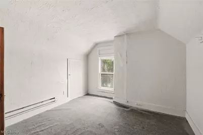 975 Raymond Street, Akron, OH 44307 - Photo 26