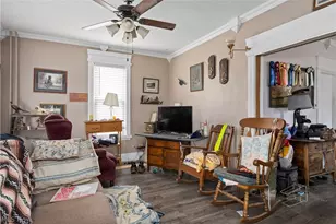 208 Glenwood St, Elyria, OH 44035 - Photo 6