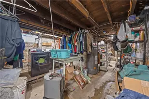 208 Glenwood St, Elyria, OH 44035 - Photo 22