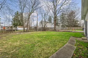 16215 Miles Ave, Loveland, OH 44128 - Photo 36