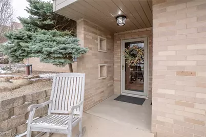 7416 Woodcrest Avenue NE, Canton, OH 44721 - Photo 2