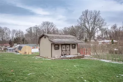 7416 Woodcrest Avenue NE, Canton, OH 44721 - Photo 44