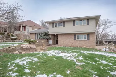 7416 Woodcrest Avenue NE, Canton, OH 44721 - Photo 1