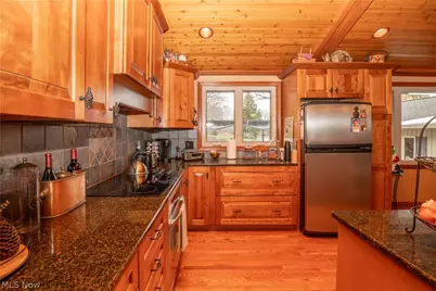 7416 Woodcrest Avenue NE, Canton, OH 44721 - Photo 12