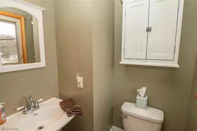 7416 Woodcrest Avenue NE, Canton, OH 44721 - Photo 18