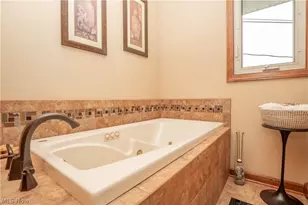 7416 Woodcrest Ave NE, Canton, OH 44721 - Photo 26