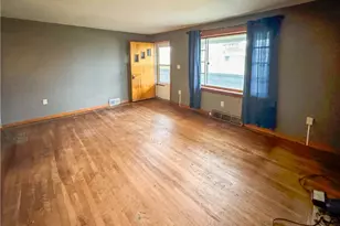 165 Piccadilly St, Campbell, OH 44405 - Photo 6