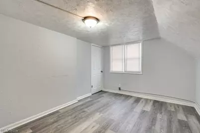 9809 Way Avenue, Loveland, OH 44105 - Photo 20